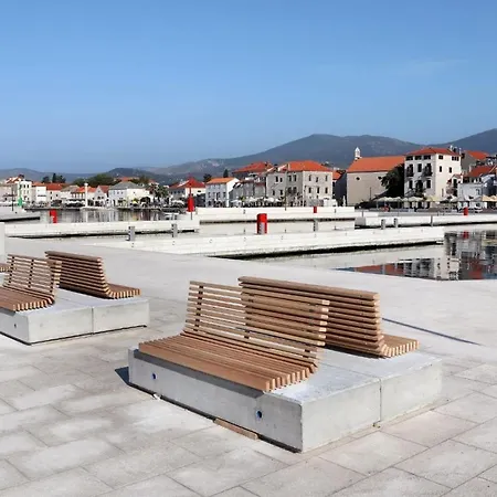 Mihaella * Kaštela